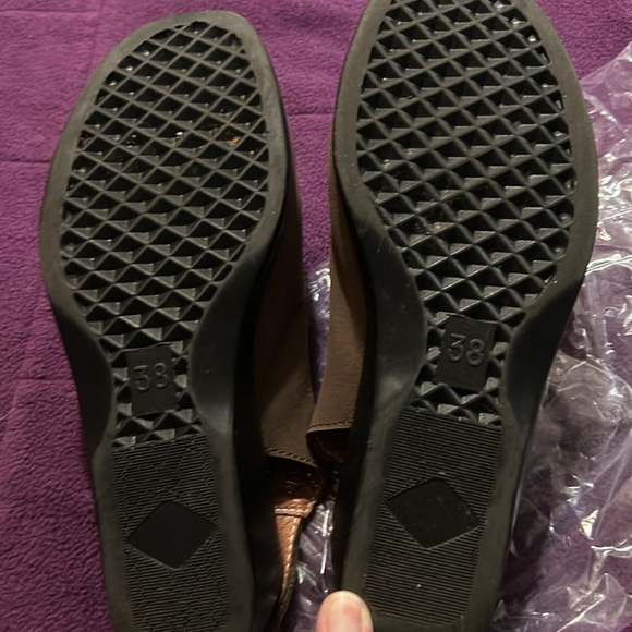 EUC Brown suede-like sandals, size EU 38 - Picture 3 of 3